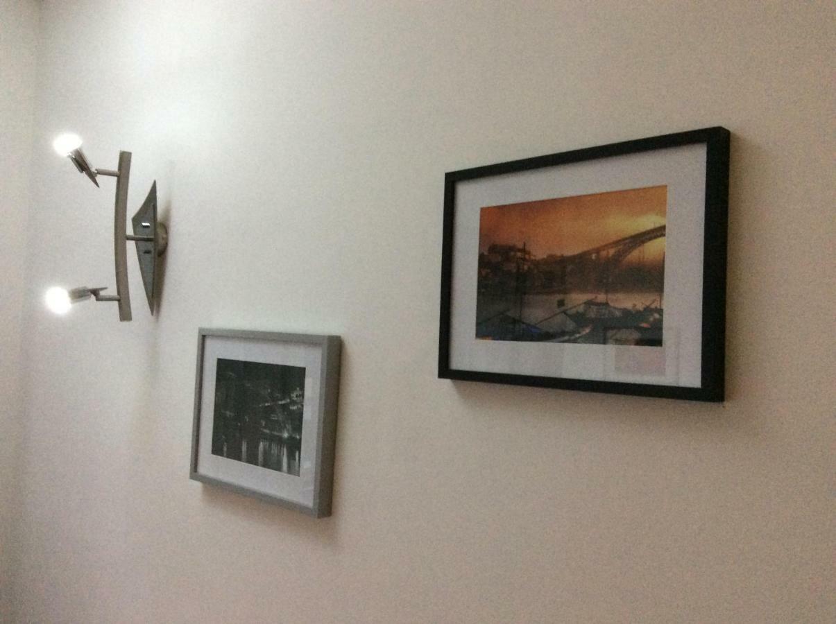 Downtown Sunny Apartment Porto Bagian luar foto