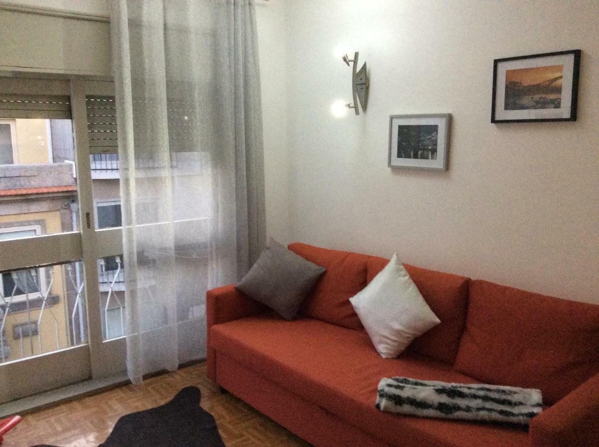 Downtown Sunny Apartment Porto Bagian luar foto